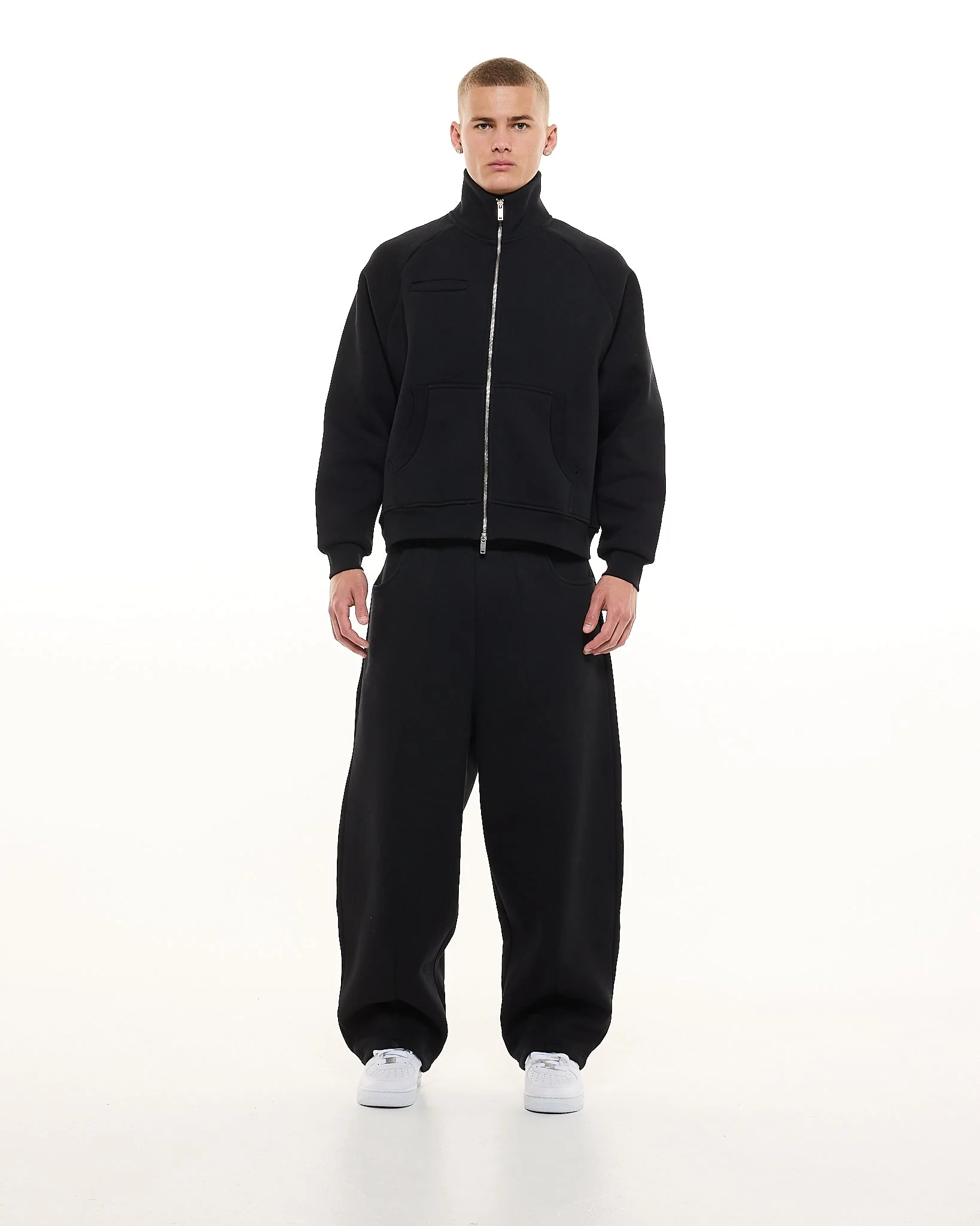 COZY TRACK JACKET - BLACK - Image 3