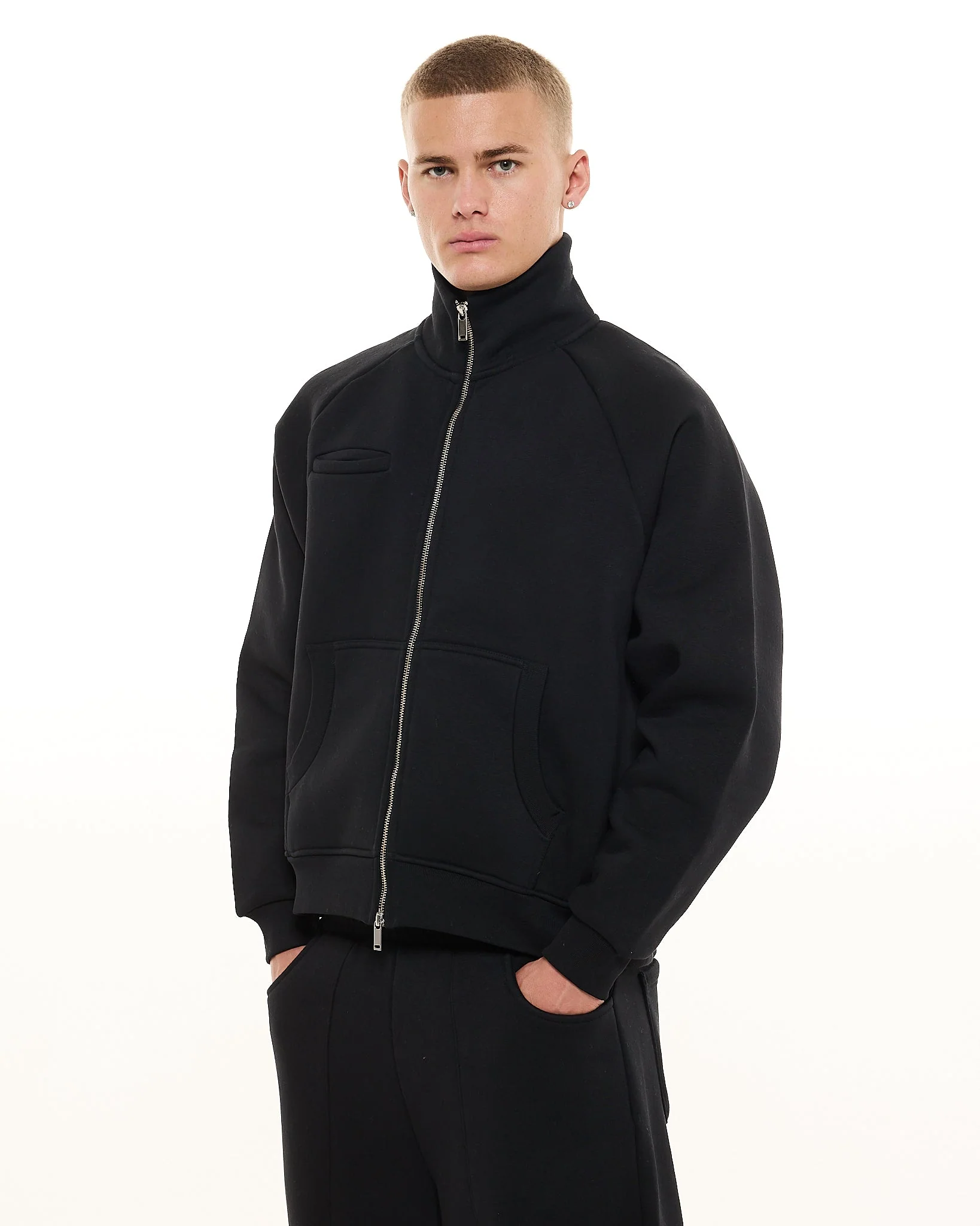 COZY TRACK JACKET - BLACK - Image 4