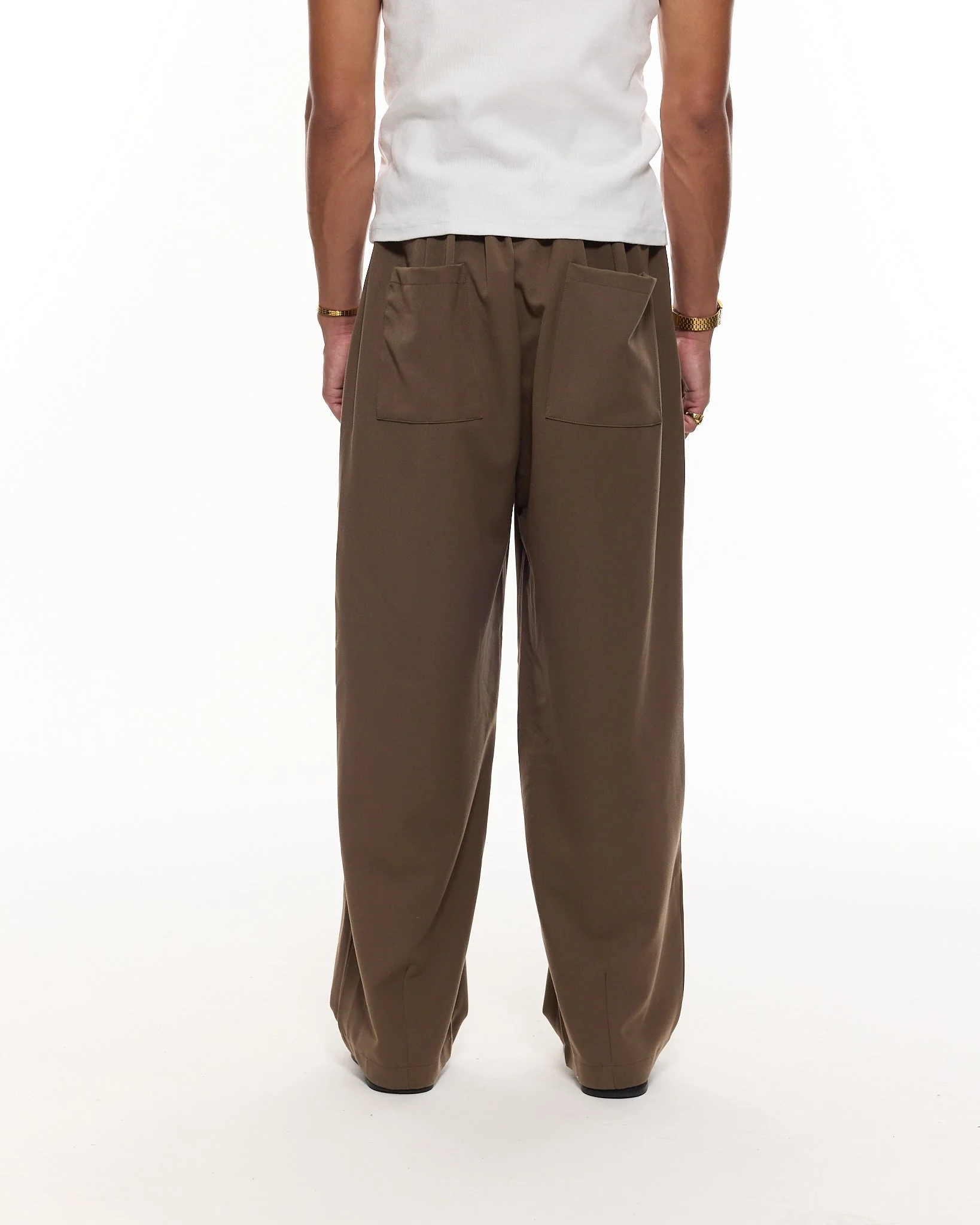PLEATED PANT - BROWN - Image 5